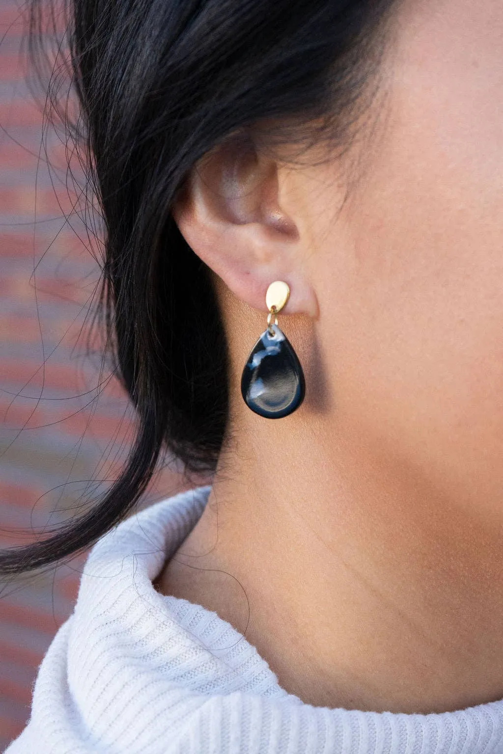 Leah Earrings - Onyx